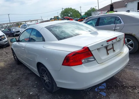 2011 Volvo C70 T5 from USA, damaged, VIN YV1672MC2BJ108973